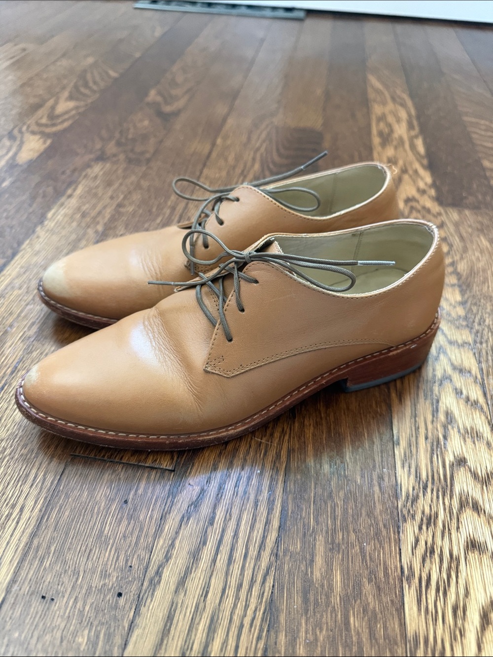 Nisolo Tan Leather Lace-Up Oxfords
